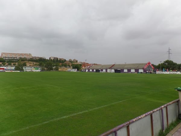 Campo 1 Anexos del José Zorrilla hierba natural